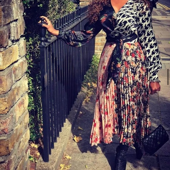 DELFI Collective | Camille Wrap Front Dress - Picture 13 of 13